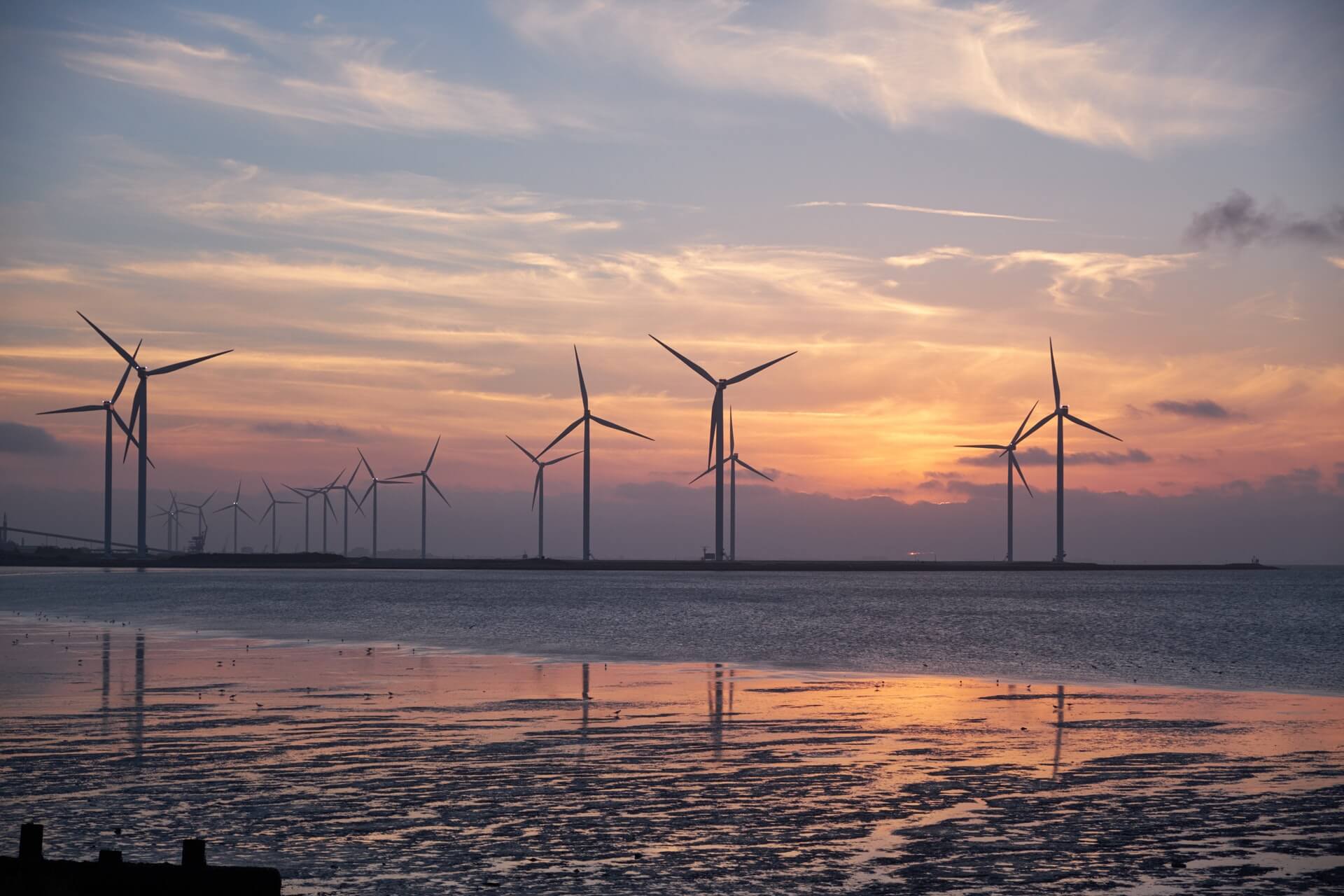 afterglow-alternative-energy-clouds-dawn-532192 (1)